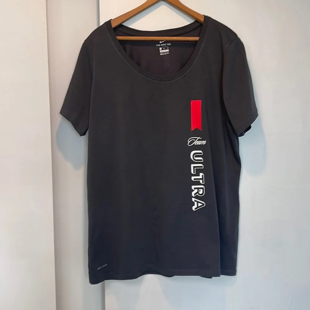 Nike Dri-Fit Team Ultra T-Shirt - Picture 1 of 4